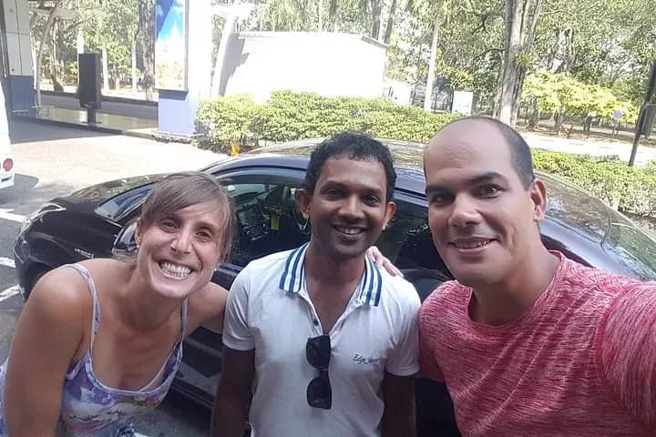 Guests with their driver-guide